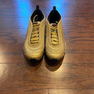 Air max 97 gold SOLD 🚨🚨🚨